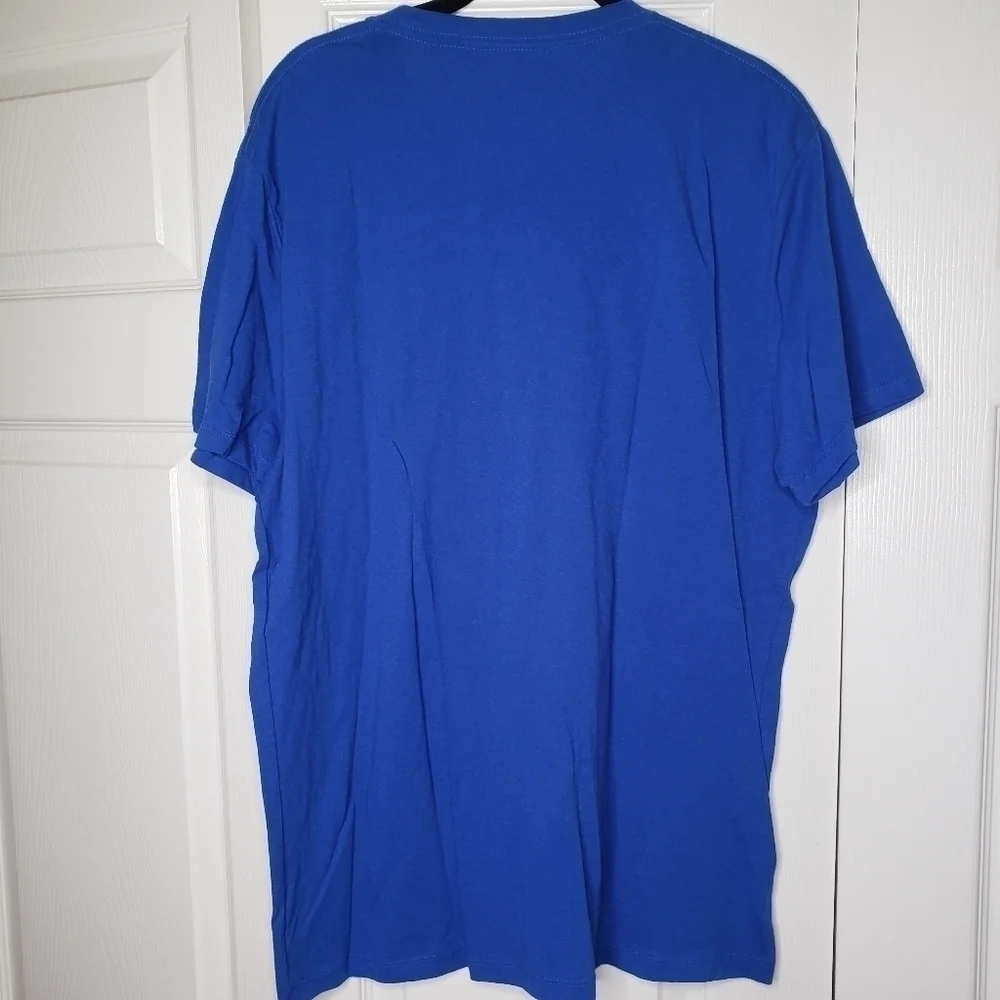 NWT Old Navy Classic crew blue short sleeve tshirt size L.